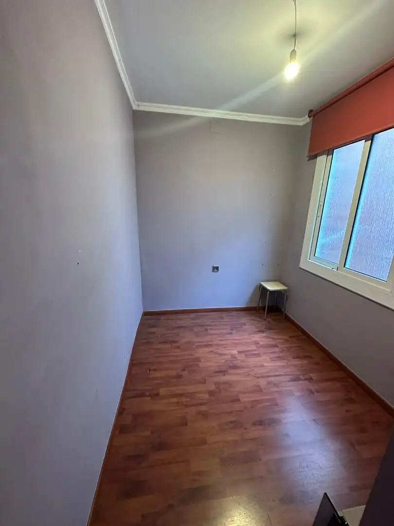 Bedroom of Attic for sale in L'Hospitalet de Llobregat  with Air Conditioner, Heating and Parquet flooring