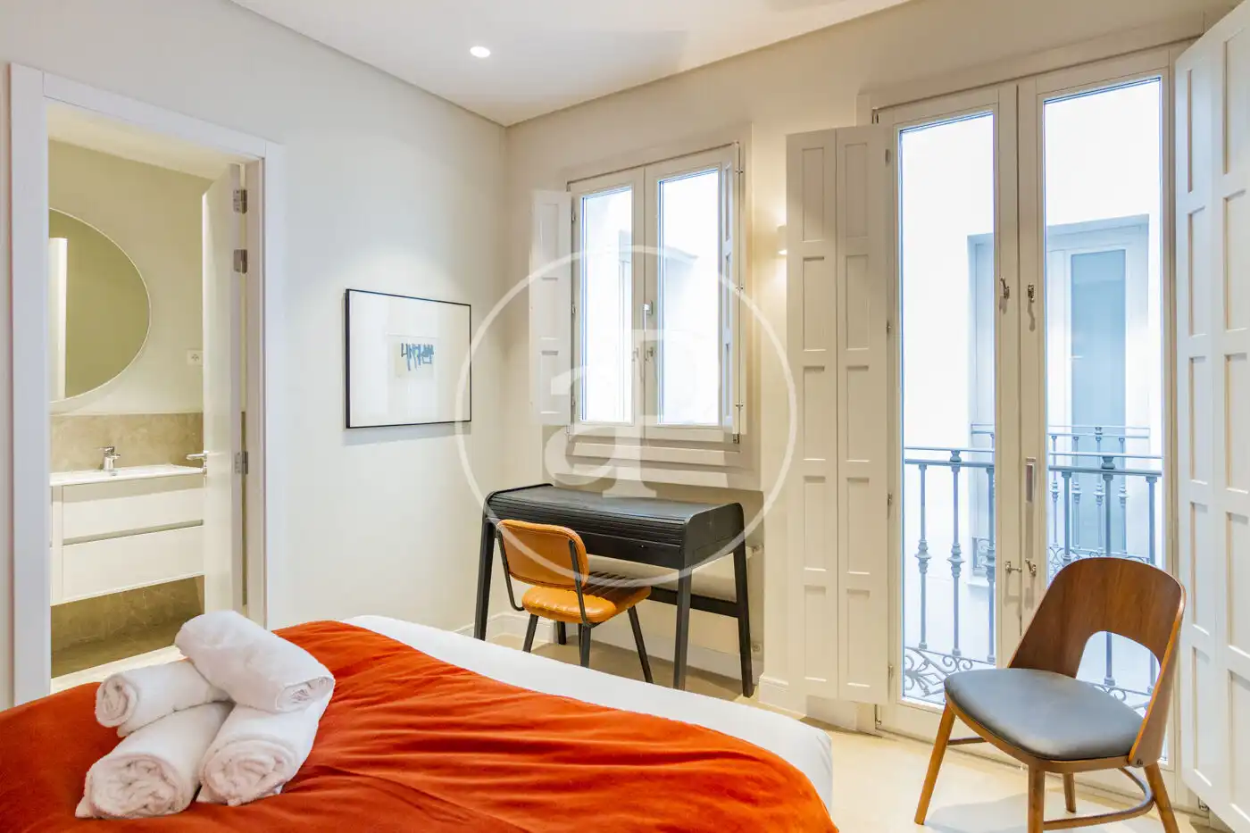 Bedroom of Flat for rent in Madrid  with Air Conditioner, Heating and Furnished
