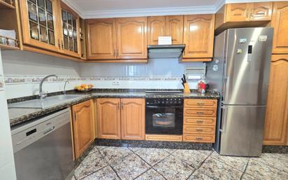Kitchen of Flat for sale in Torrent  with Air Conditioner and Heating
