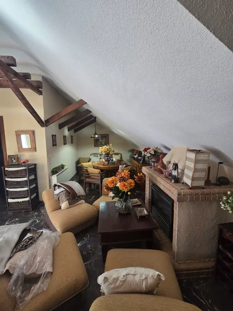 Sala de estar de Piso en venta en Jaén con Aire acondicionado, Calefacción y Jardín privado