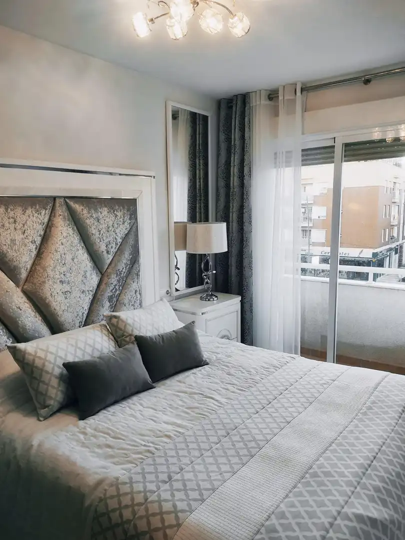 Habitación de Piso de alquiler en Roquetas de Mar con Aire acondicionado, Jardín privado y Terraza