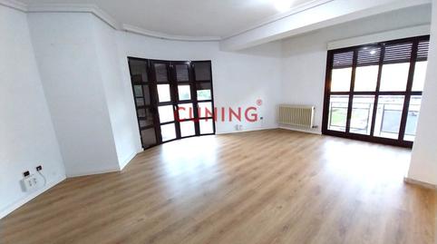 Foto 2 de Pis en venda a Calle Islas Canarias, Ruta de la Plata, Cáceres Capital