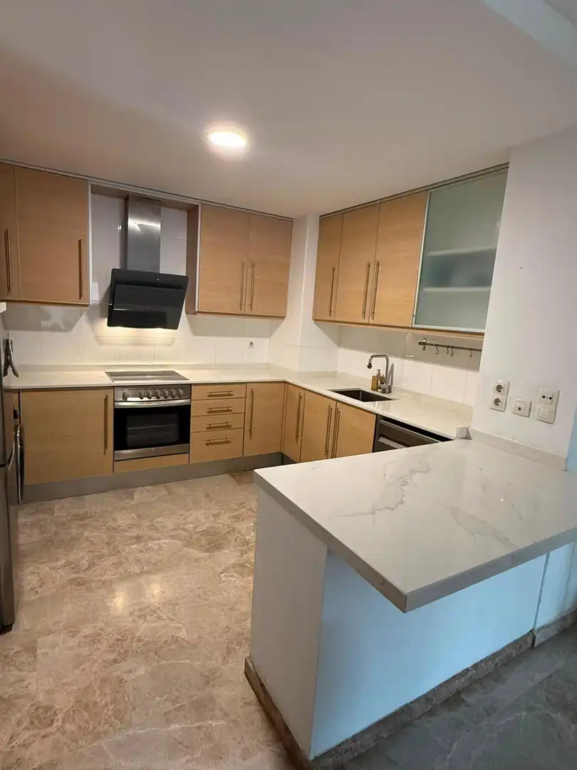 Kitchen of Flat for rent in Paterna