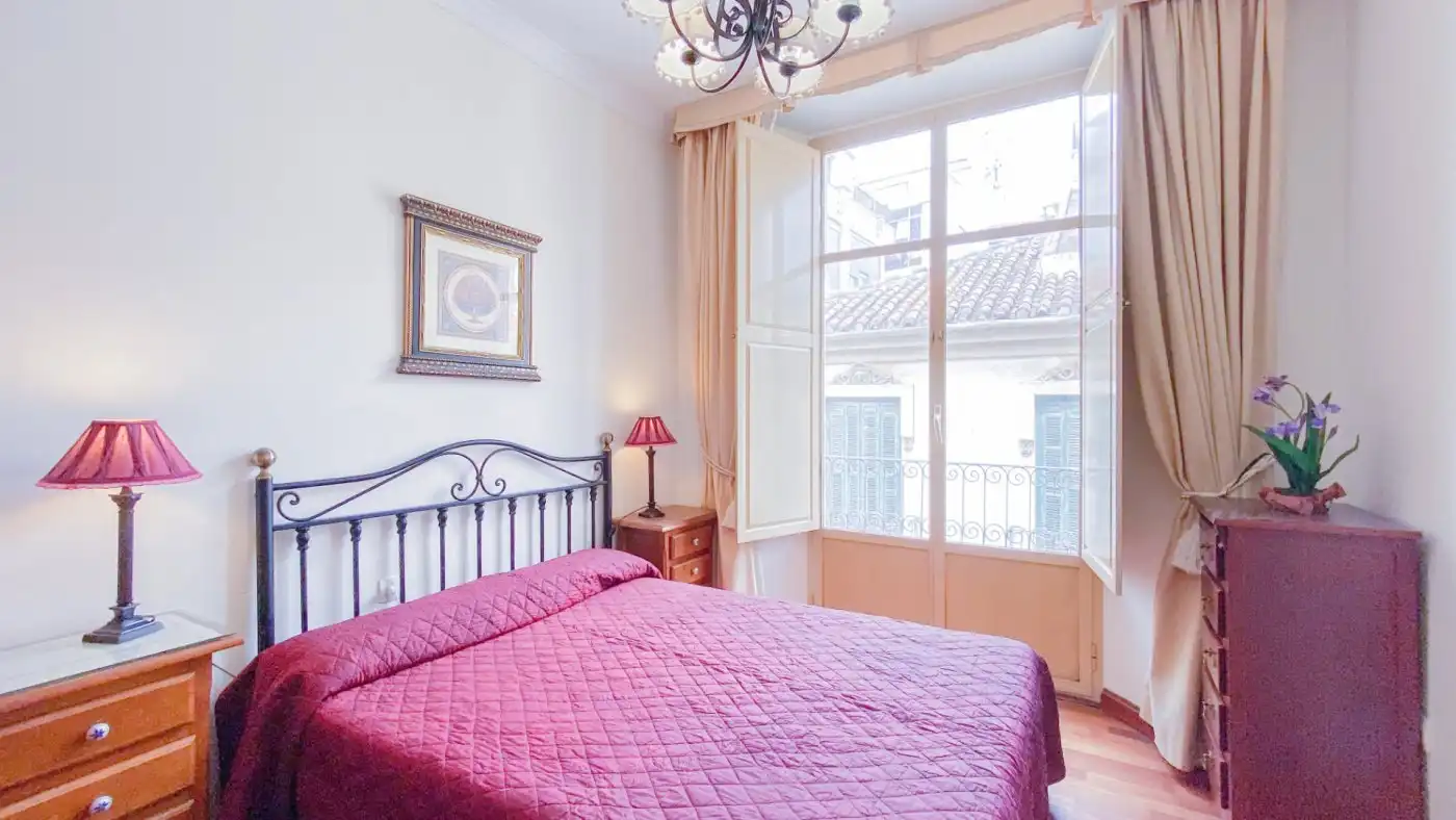 Bedroom of Flat for rent in Málaga  with Air Conditioner, Parquet flooring and Furnished