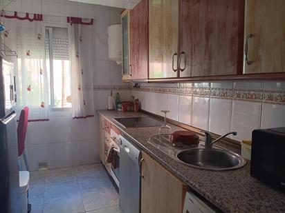 Kitchen of Flat for sale in  Sevilla Capital  with Air Conditioner and Balcony