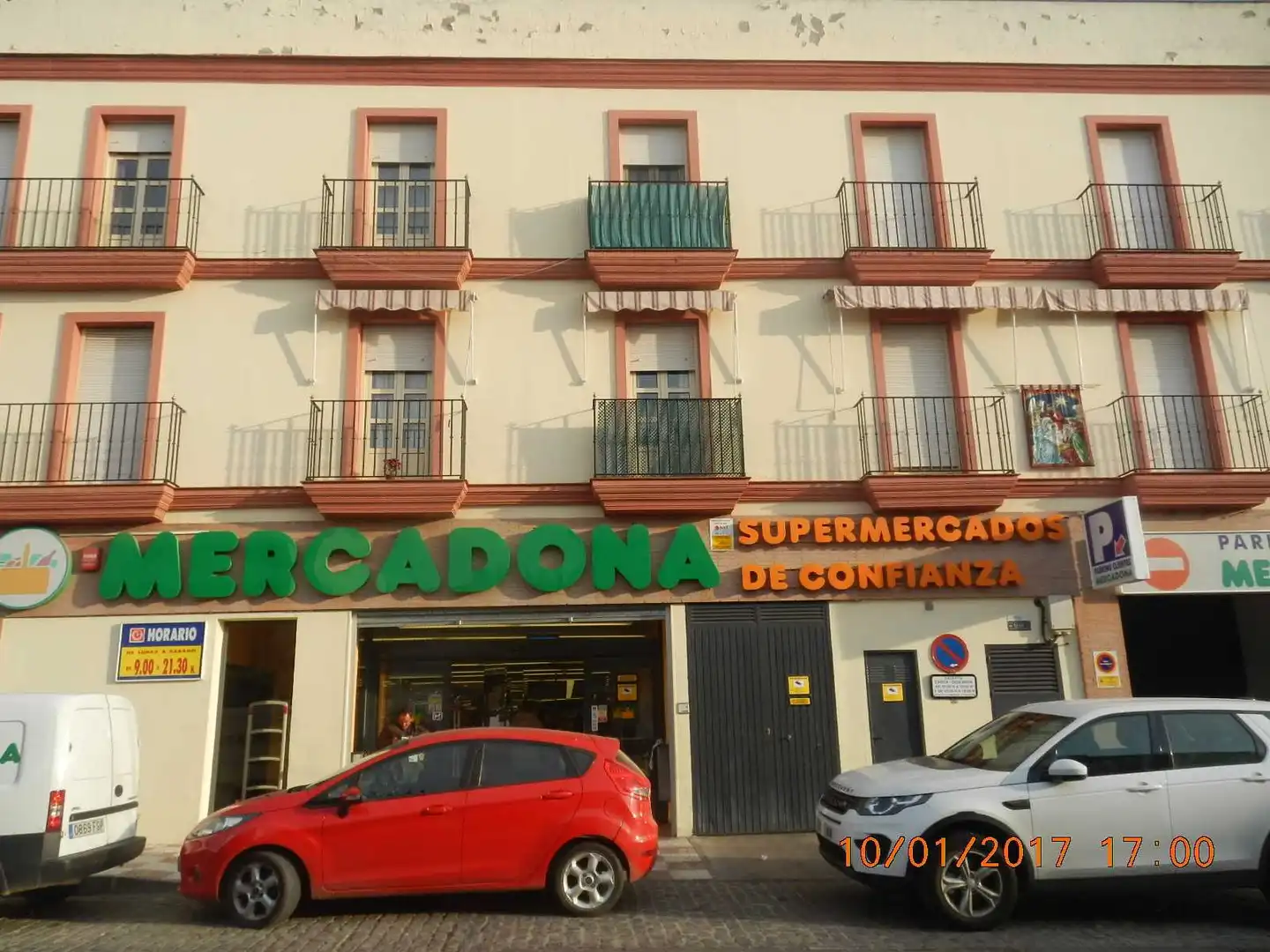 Garage zum Verkauf in Cantillana, Sevilla