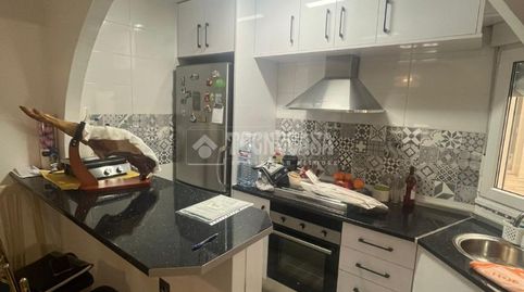 Foto 2 de Piso en venta en C. Sierra de Laujar, Piedras Redondas - Torrecárdenas, Almería Capital