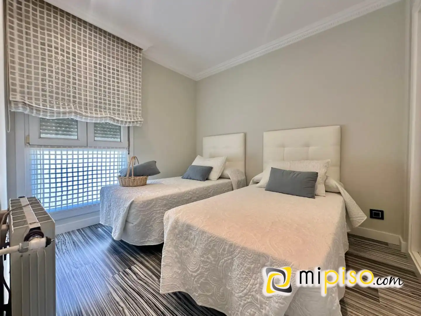 Schlafzimmer von Wohnung zur Miete in Laredo mit Terrasse und Möbliert