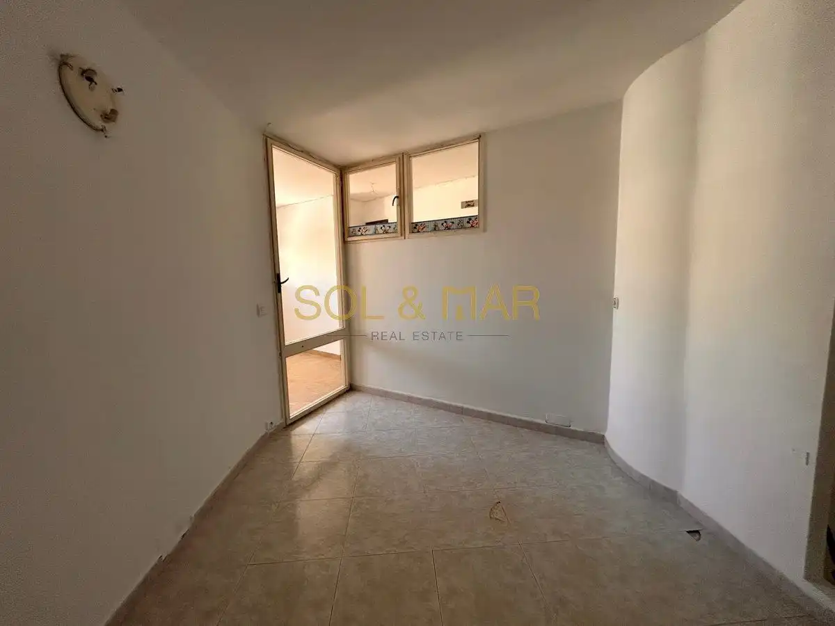 Wohnung zum Verkauf in Torremolinos mit Klimaanlage, Heizung und Terrasse