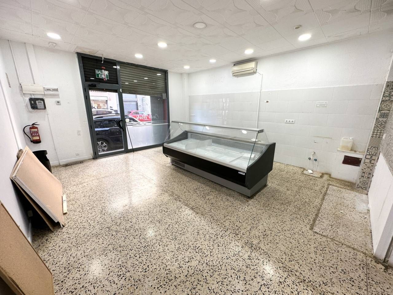 Premises to rent in Mataró  with Air Conditioner