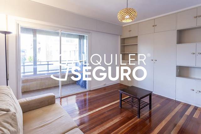 Estudio en Alquiler en de Cristo Rey en Gaztambide