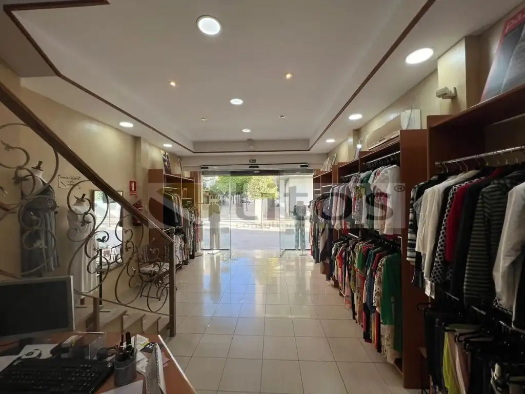 Local en venta en Dos Hermanas con Aire acondicionado