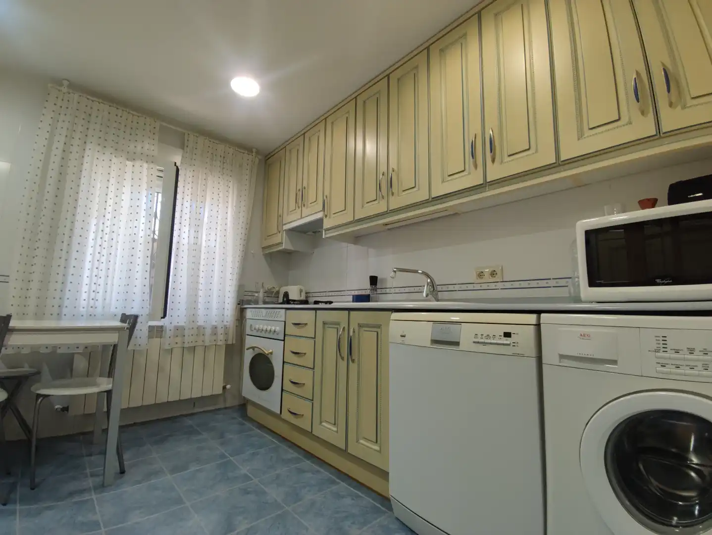 Cuina de Casa o xalet en venda en Ciudad Real amb Aire condicionat, Calefacció i Jardí privat