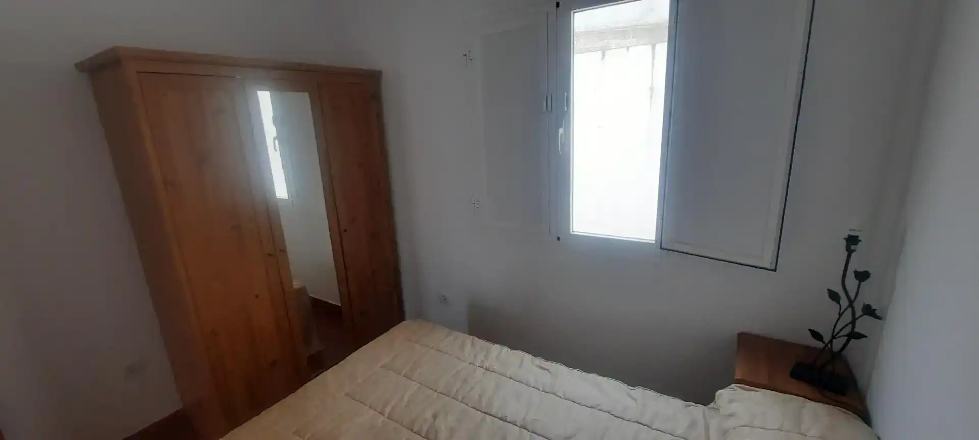 Habitación de Apartamento en venta en El Pedroso con Jardín privado, Amueblado y Lavadora