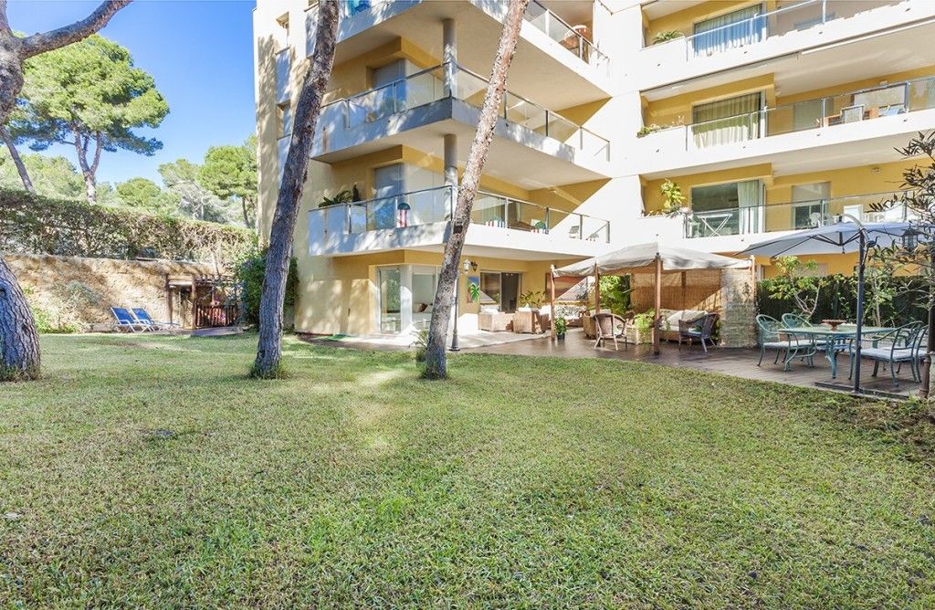 Jardí de Apartament en venda en Calvià amb Aire condicionat, Calefacció i Jardí privat