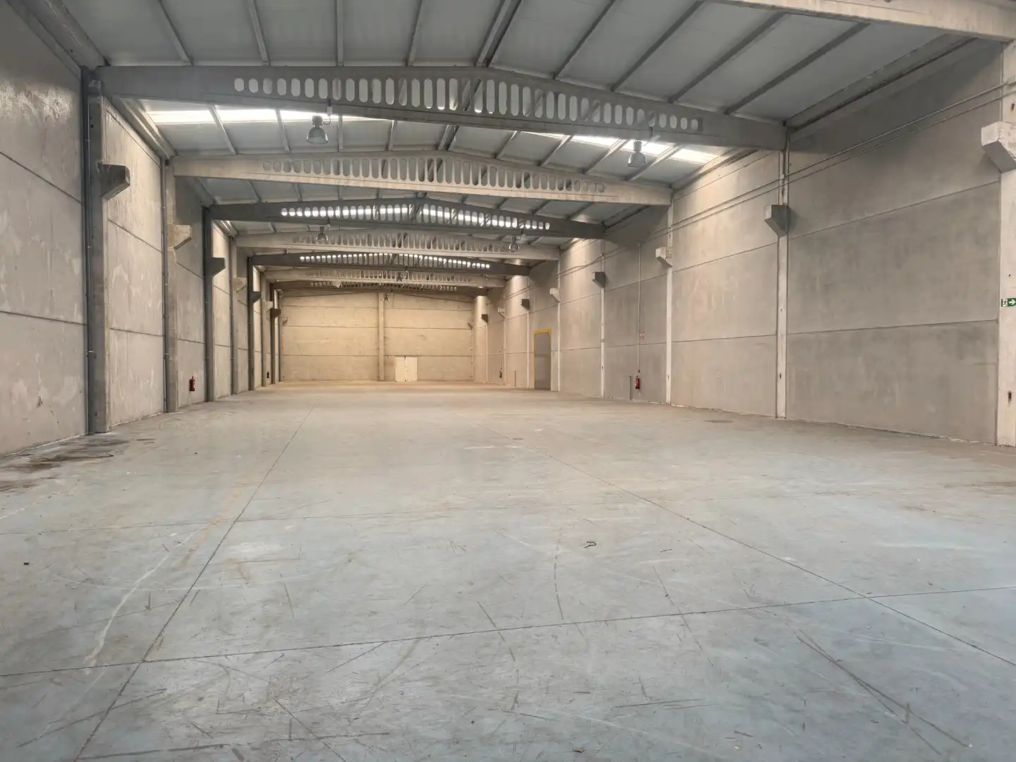 Industriegebäude zur Miete in San Cibrao das Viñas