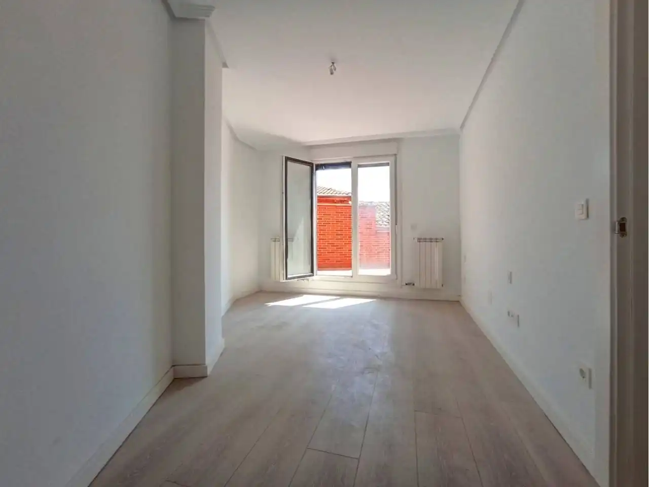 Habitación de Piso en venta en Cerezo de Río Tirón con Calefacción y Terraza