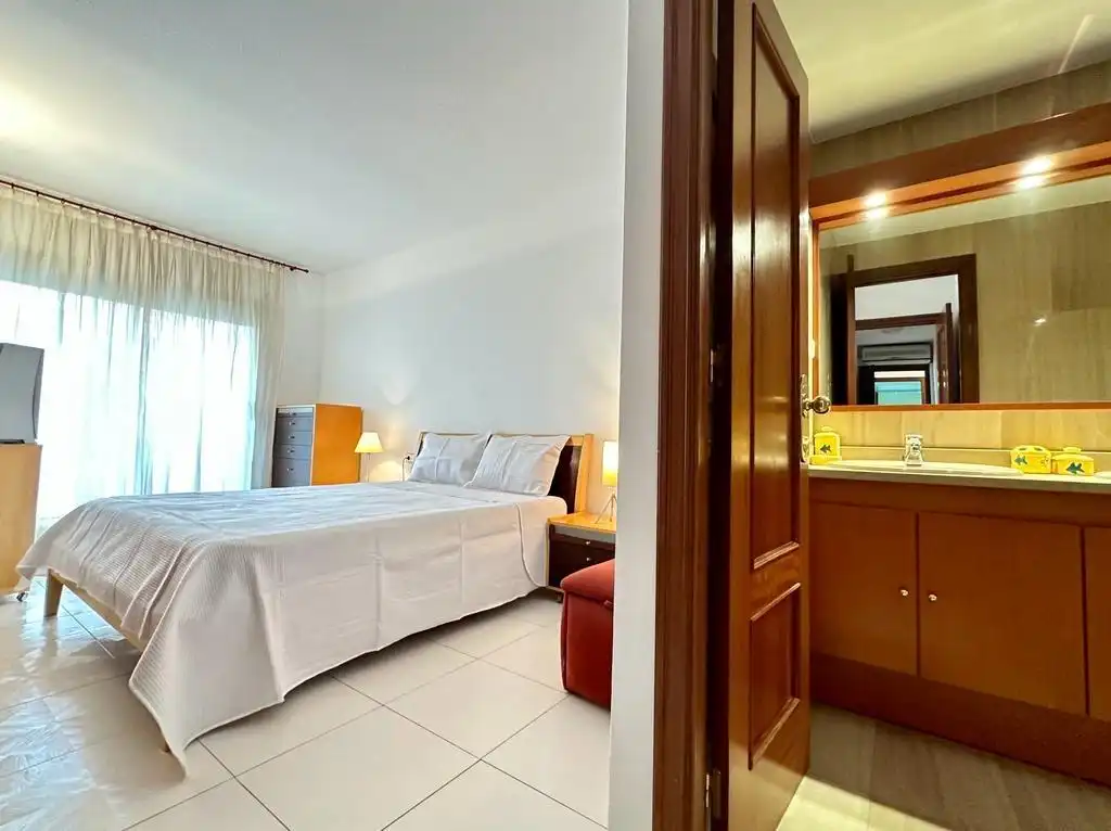 Habitación de Apartamento de alquiler en Tossa de Mar con Aire acondicionado, Jardín privado y Terraza