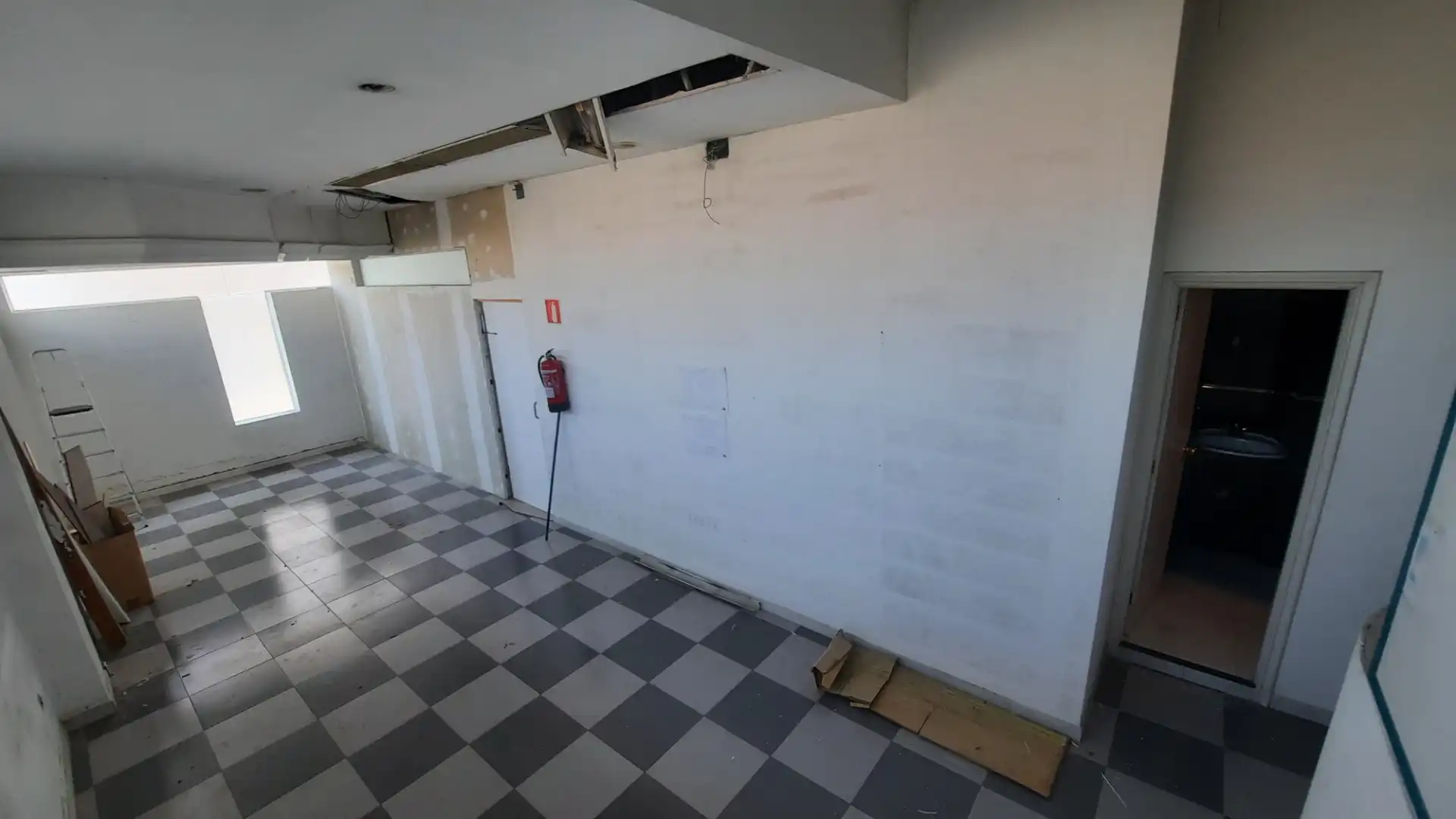 Local comercial de lloguer a Avenida de Emilio Martínez Garrido 3, imagen 18