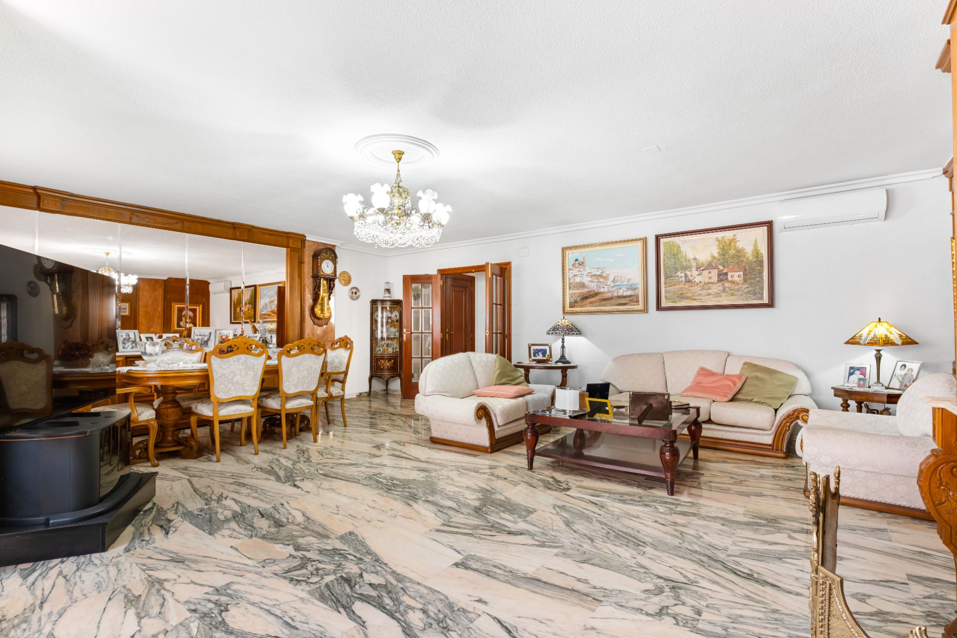 Living room of Flat for sale in Alicante / Alacant  with Air Conditioner, Storage room and Washing machine