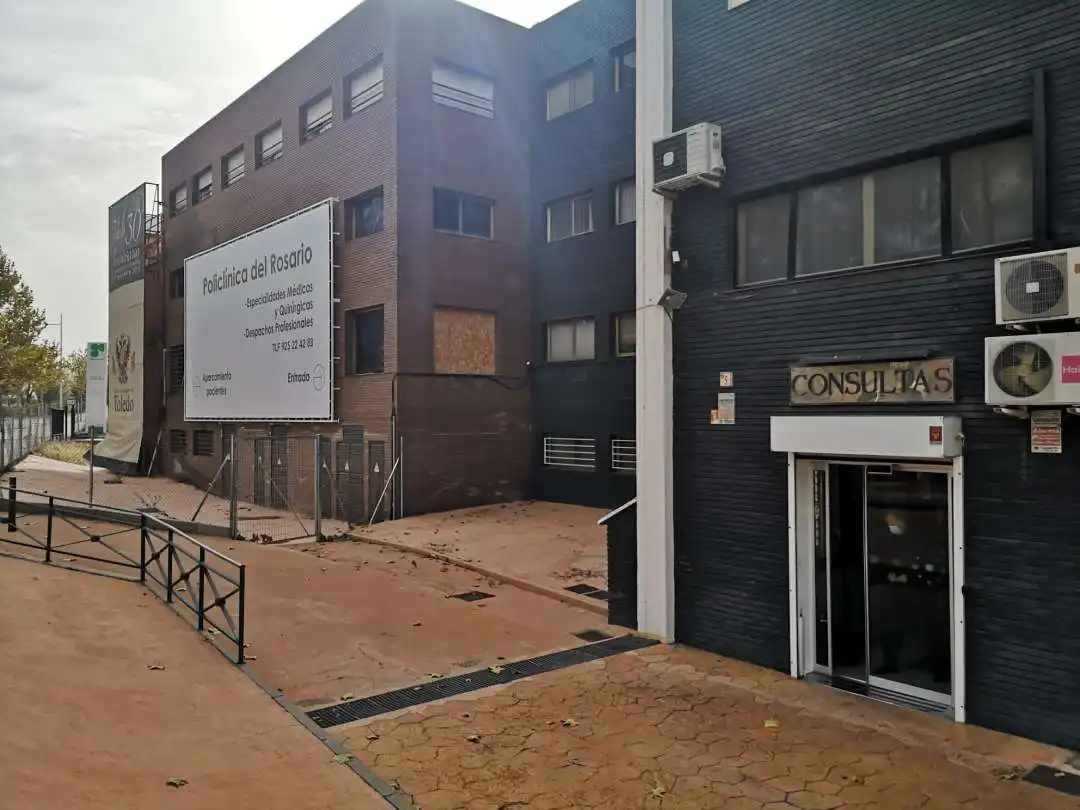 Exterior view of Office for rent in Toledo  with Air Conditioner and Heating