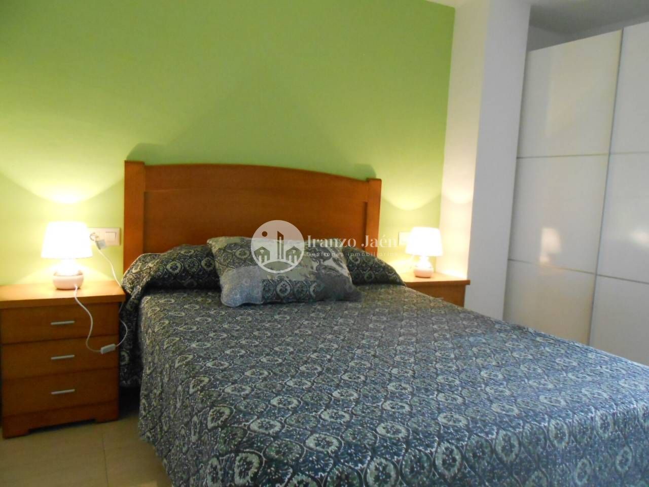 Bedroom of Duplex to rent in  Jaén Capital  with Air Conditioner, Storage room and Furnished