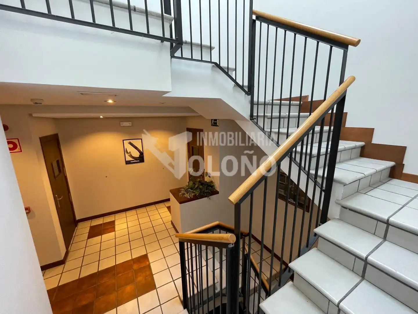Edificio en venta en Castañares de Rioja