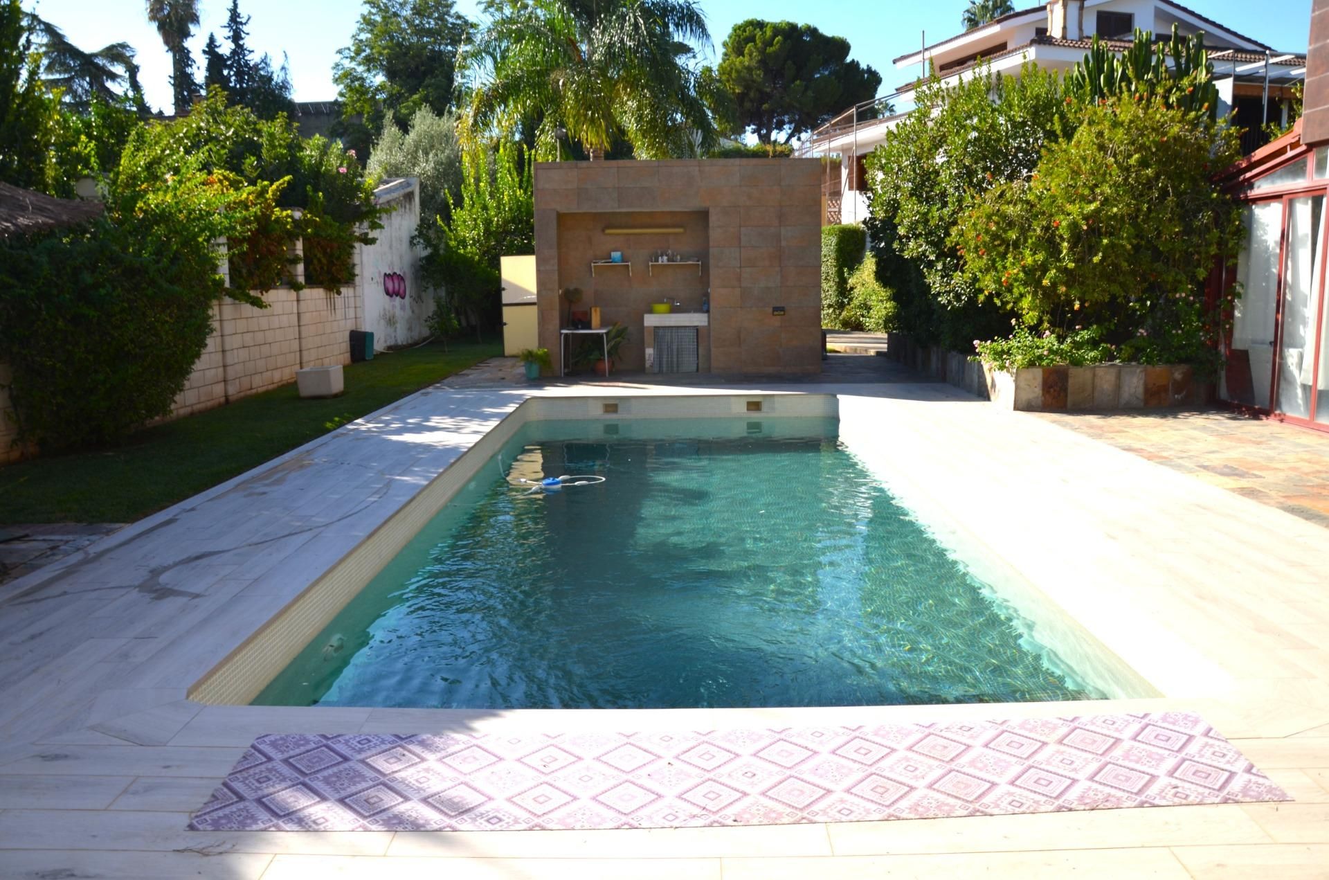 Swimming pool of House or chalet for sale in  Córdoba Capital  with Air Conditioner, Heating and Private garden