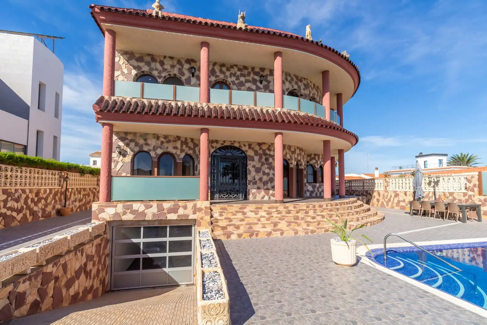 Detached house with terrace for sale in N/A, imagen 2
