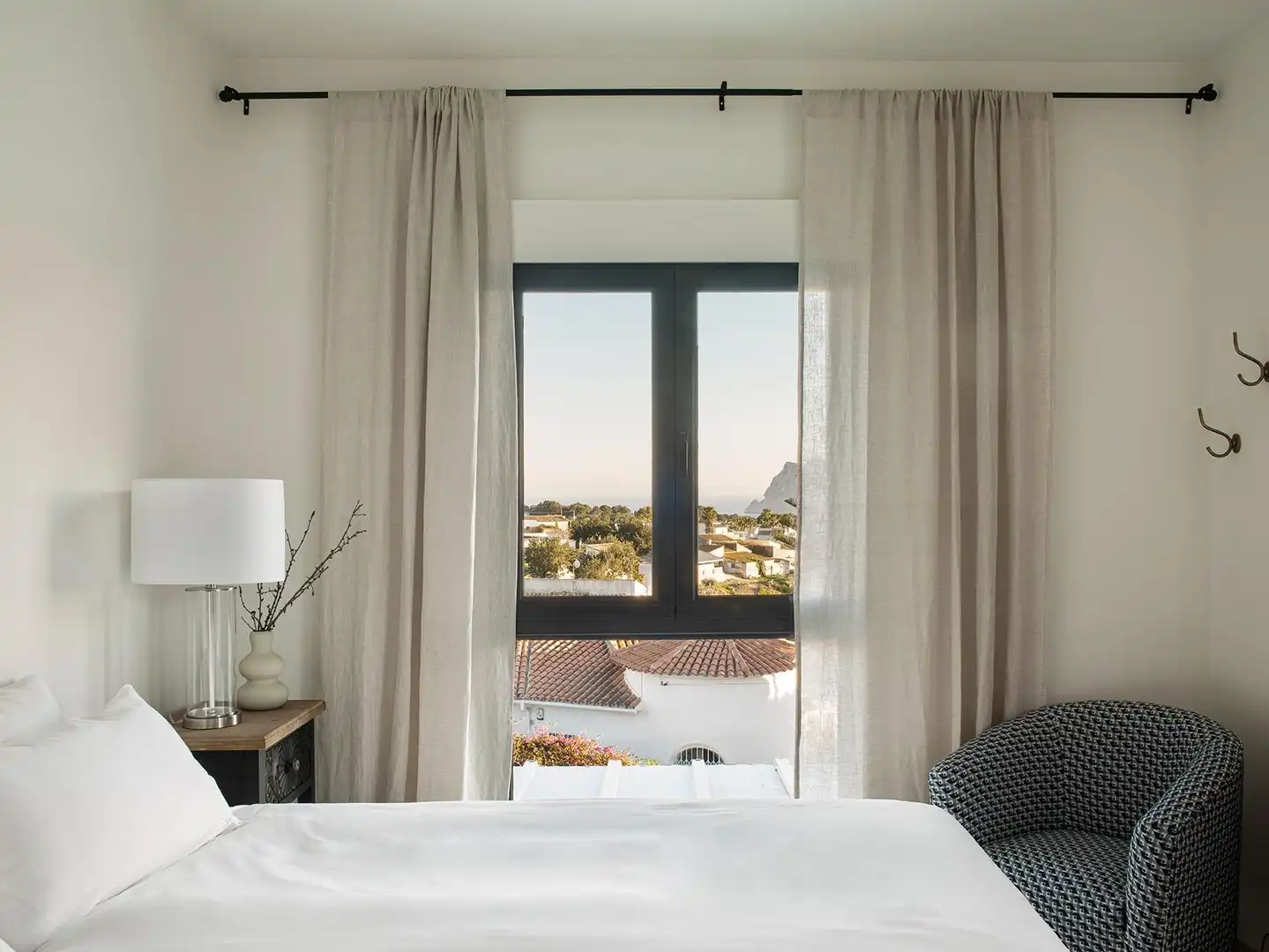 Bedroom of Houses for sale in Calpe / Calp  with Air Conditioner, Heating and Private garden