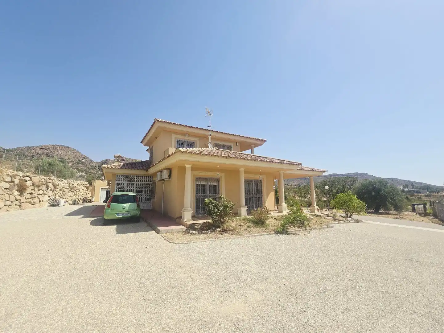 Außenansicht von Haus oder Chalet zum Verkauf in Sorbas mit Klimaanlage, Privatgarten und Terrasse