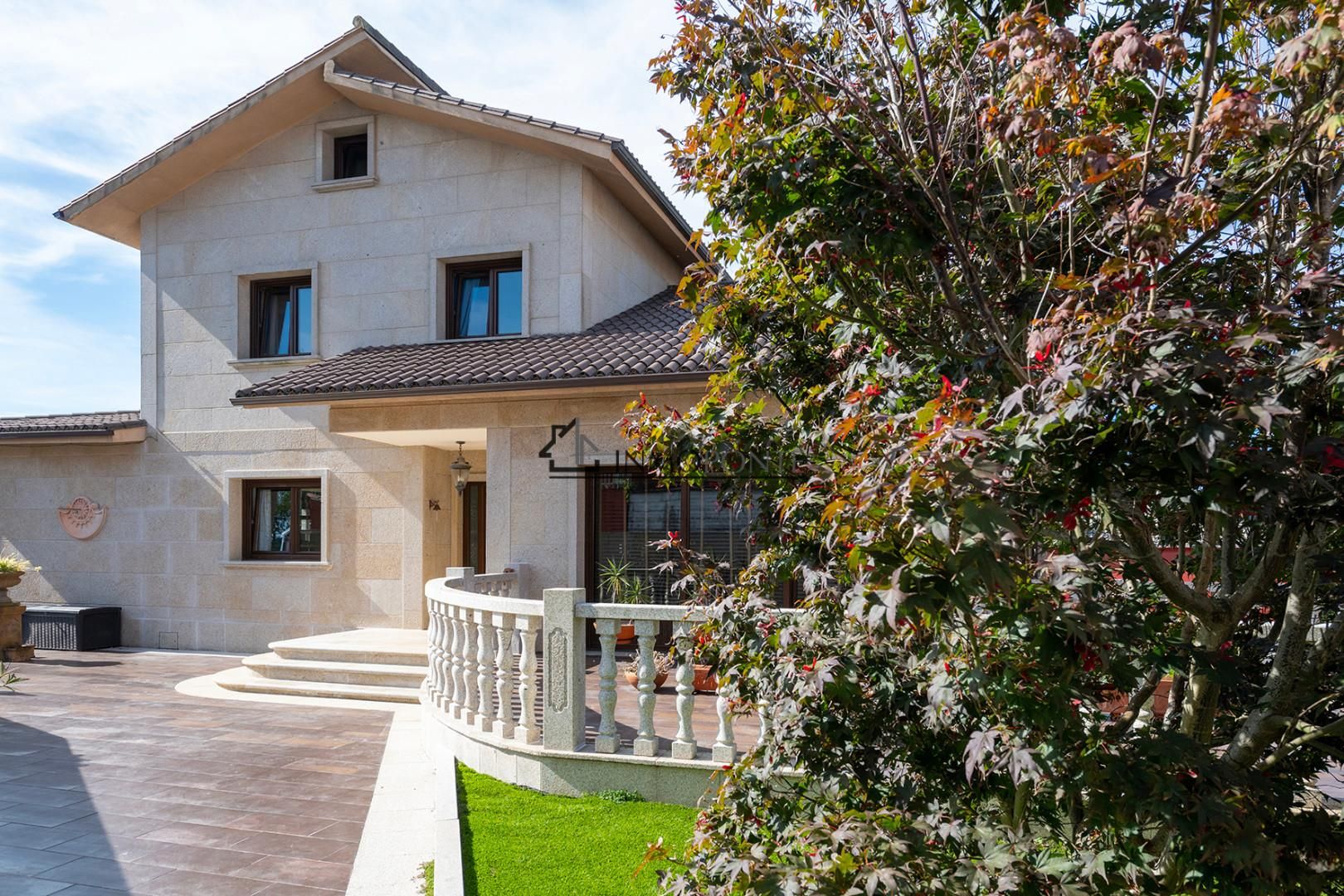 Exterior view of House or chalet for sale in Vilagarcía de Arousa  with Private garden