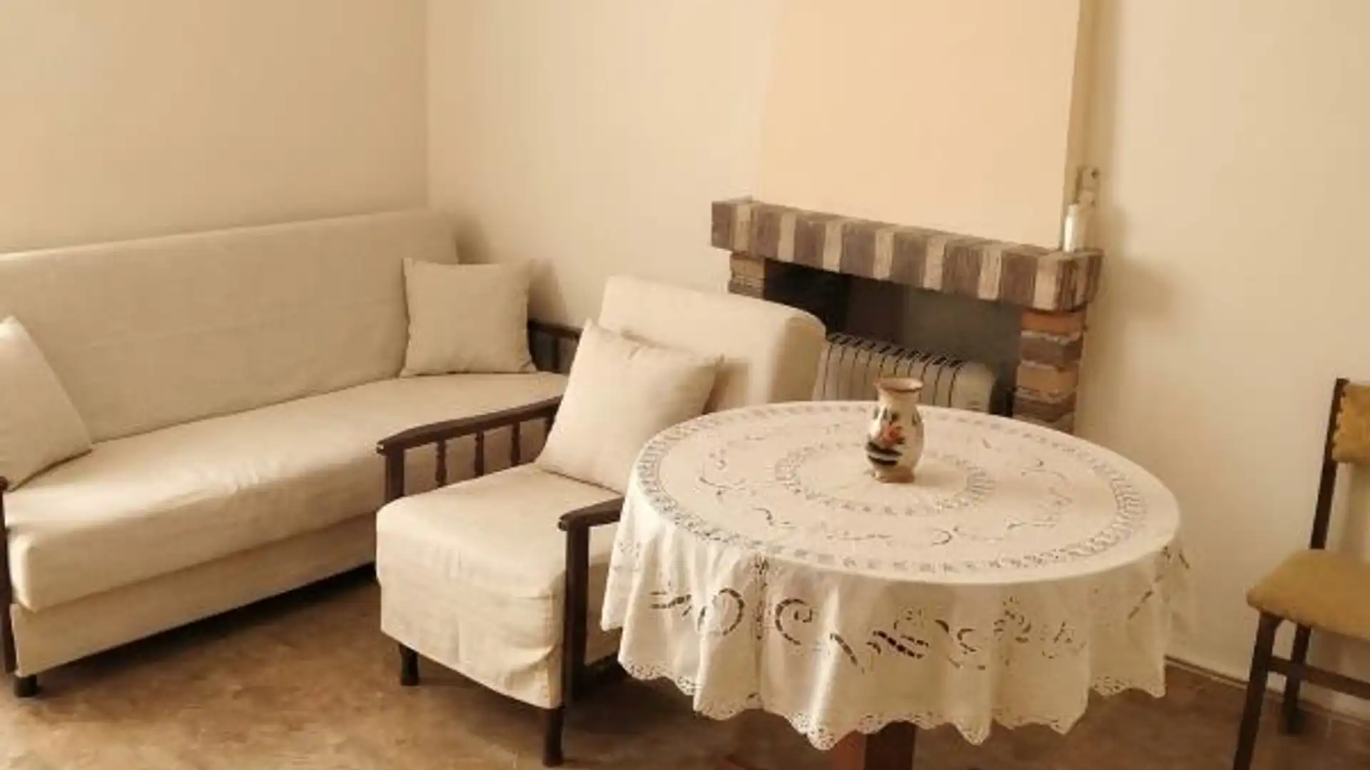 Living room of Single-family semi-detached for sale in Relleu  with Heating, Terrace and Balcony