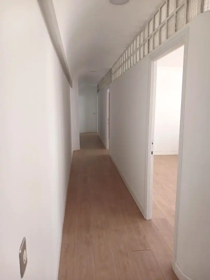Oficina de lloguer en Oviedo  amb Calefacció