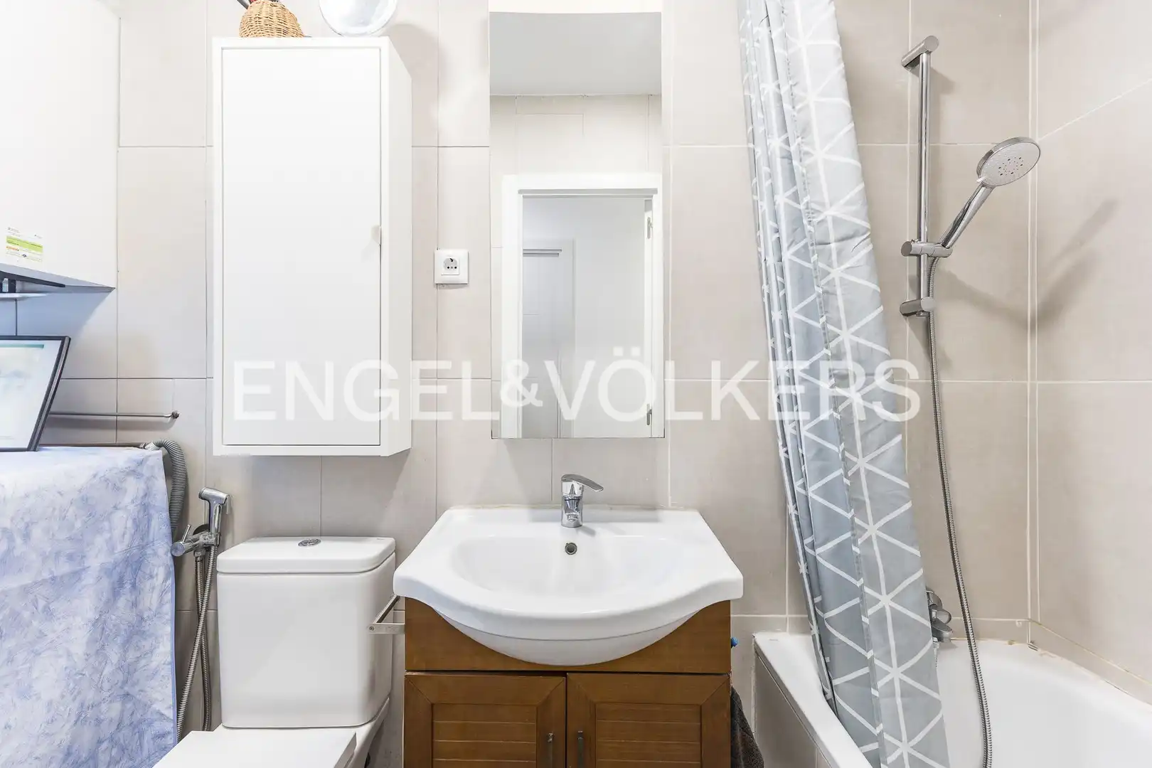 Baño de Piso en venta en Barcelona con Aire acondicionado, Calefacción y Balcón