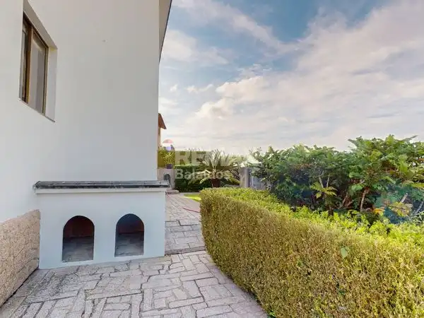 Jardín de Casa o chalet en venta en Vigo  con Calefacción, Jardín privado y Parquet