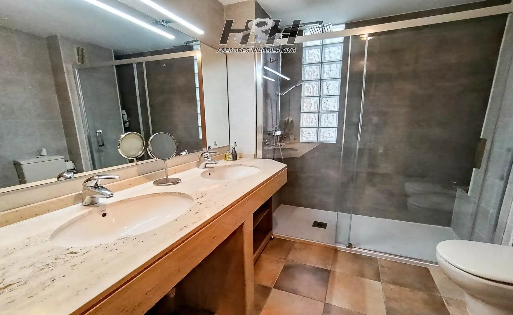 Baño de Casa o chalet en venta en Burjassot con Aire acondicionado, Calefacción y Trastero