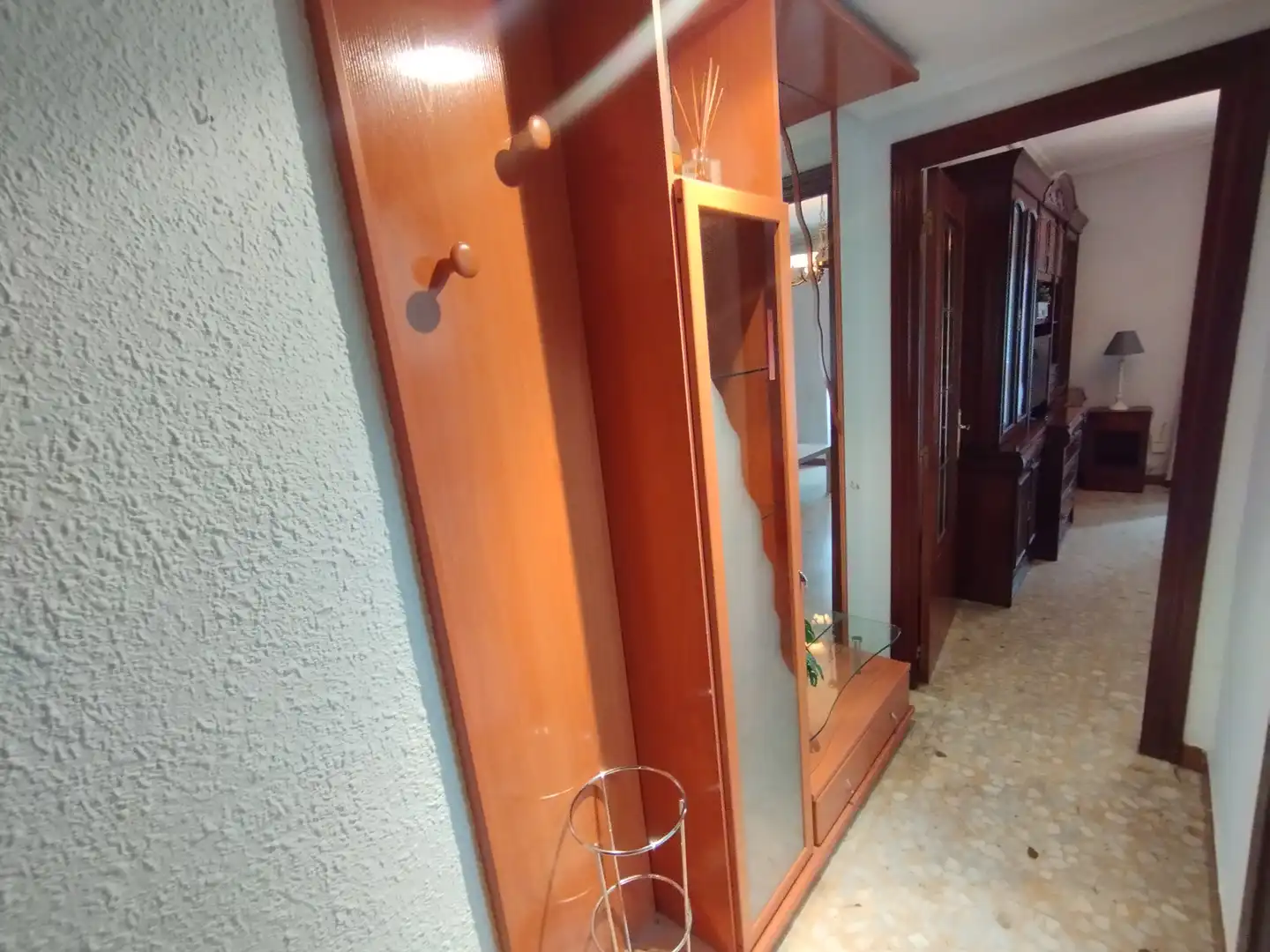 Wohnung zum Verkauf in Zaragoza mit Heizung, Terrasse und Möbliert