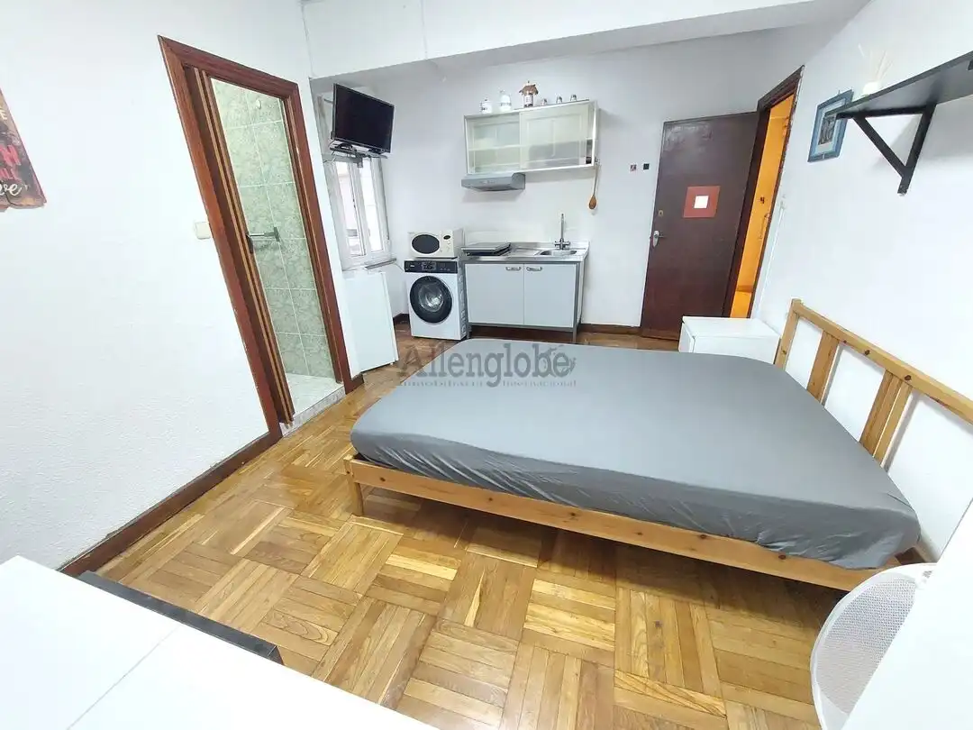 Flat with lift to rent in Calle Manuel García Conde