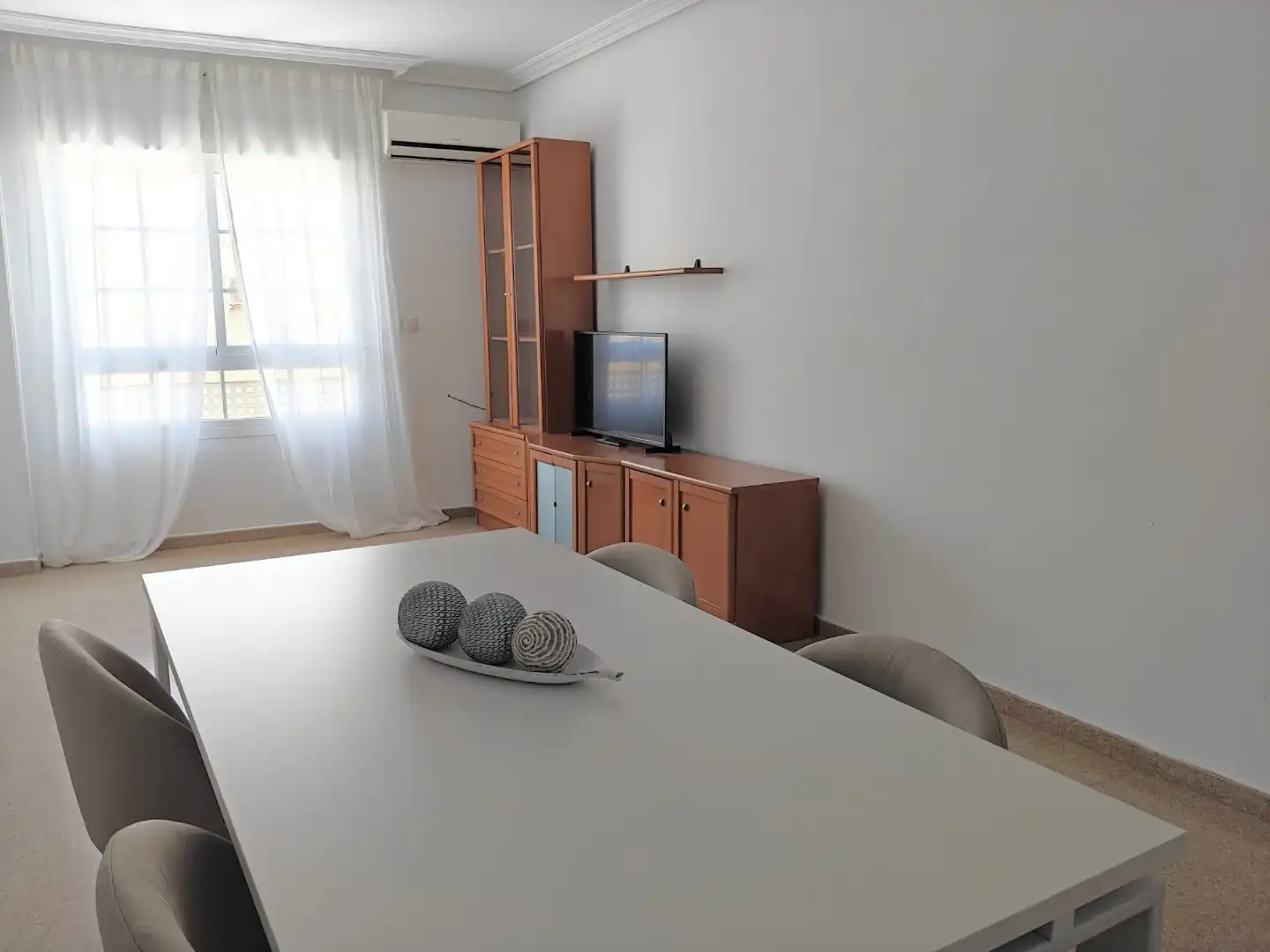 Living room of Flat for share in Almendralejo  with Air Conditioner and Furnished