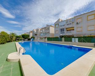 Piscina de Apartament en venda en Torrevieja amb Jardí privat, Terrassa i Balcó