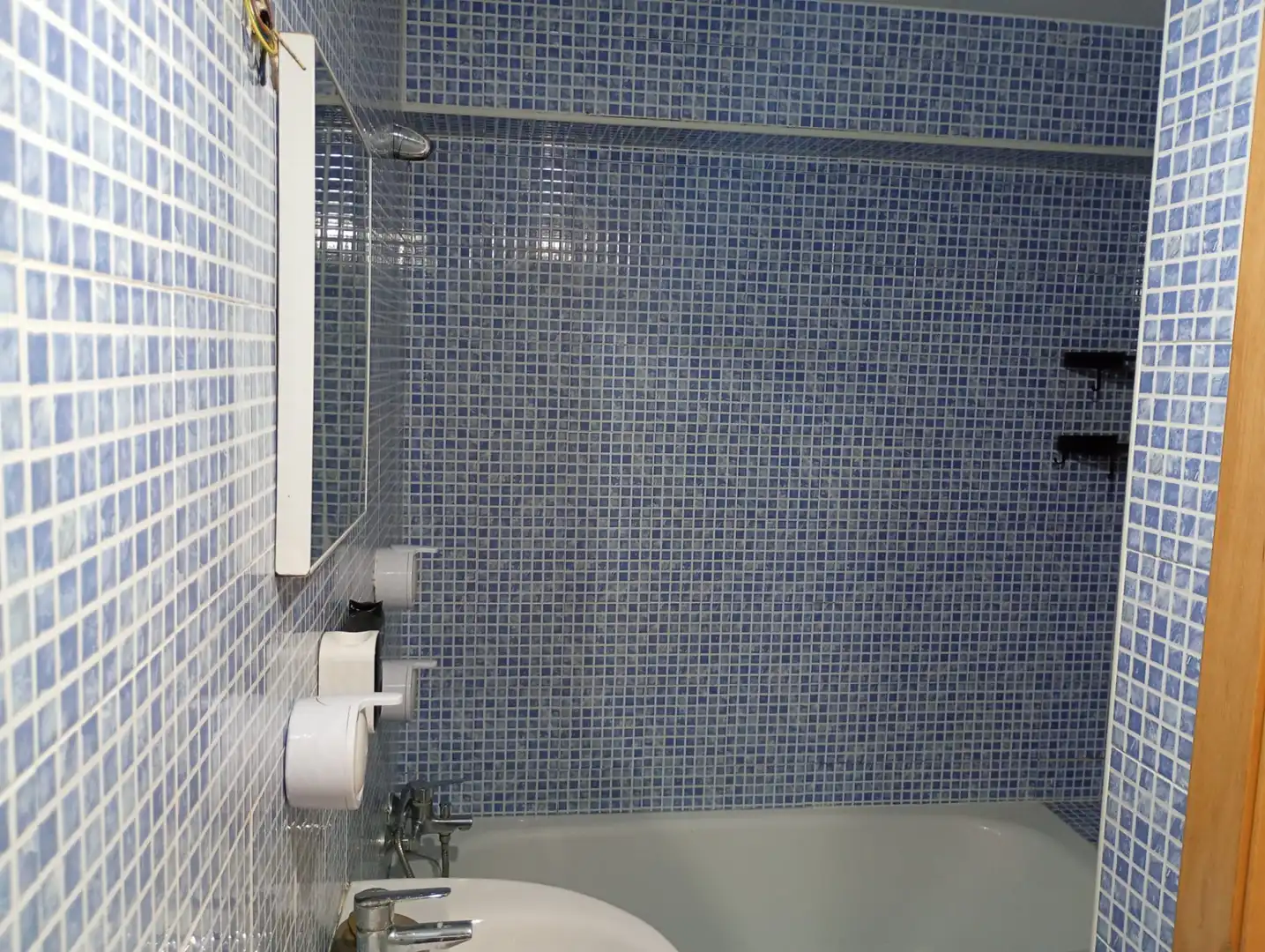 Bathroom of Flat for sale in Sanlúcar la Mayor