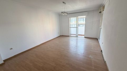Foto 3 de Piso en venta en Avenida Italia, Centro, Huelva Capital