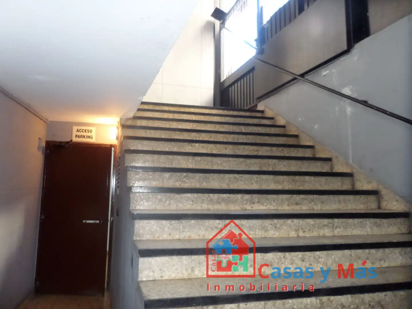 Garage for rent in Calle de Jacometrezo, Sol