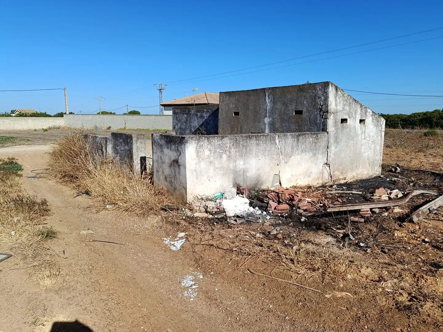 Finca rústica en venta en Conil de la Frontera con Jardín privado, Terraza y Trastero