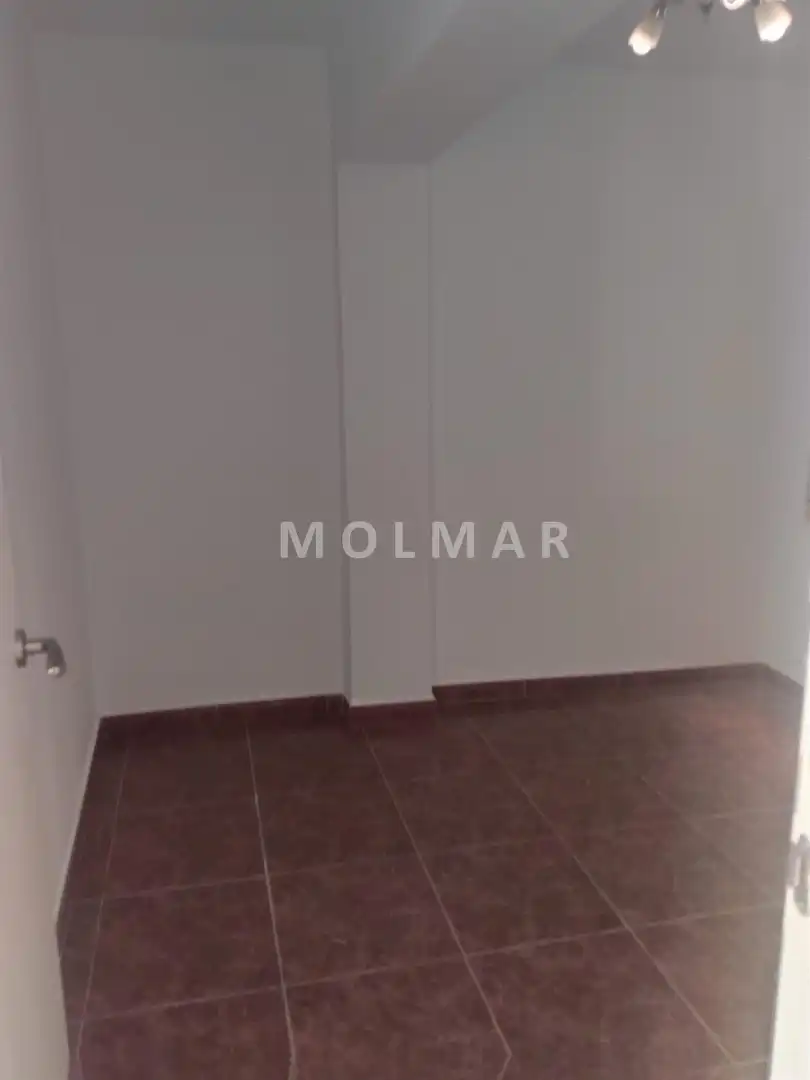 Piso en venta en Canals con Balcón y Internet