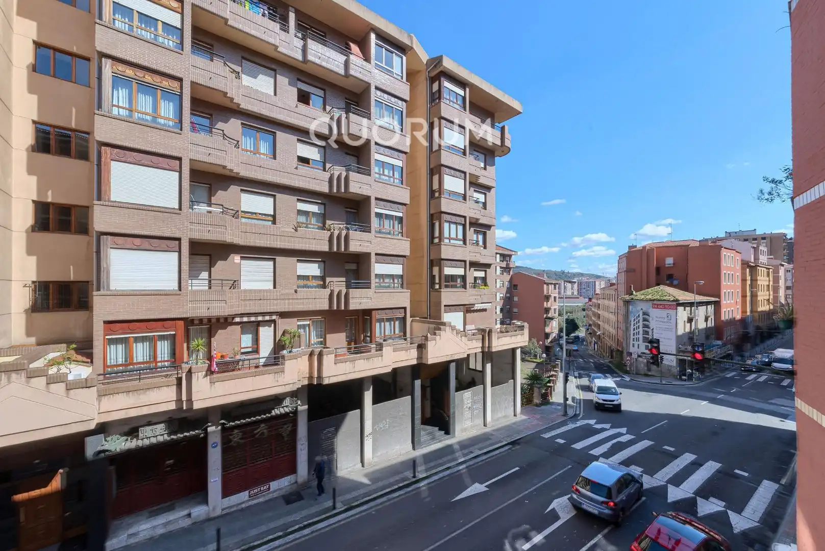Vista exterior de Pis en venda en Basauri  amb Calefacció i Moblat