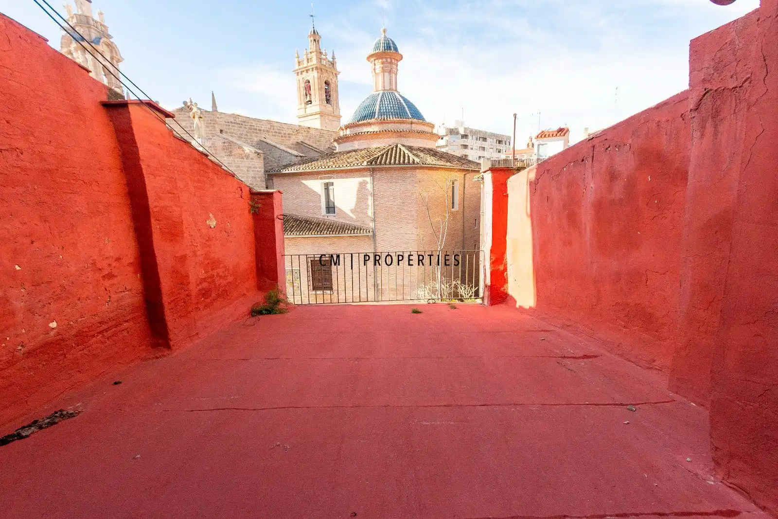 Außenansicht von Gebäude zum Verkauf in Valencia
