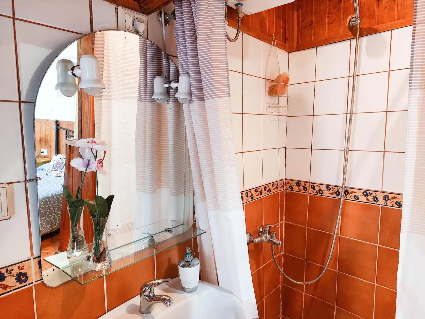 Baño de Finca rústica en venta en Hermigua con Jardín privado, Terraza y Amueblado