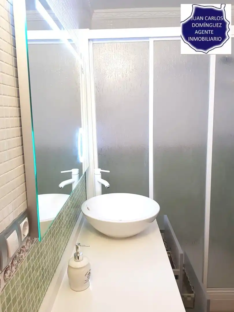 Bathroom of Apartments for sale in San Bartolomé de Tirajana  with Air Conditioner, Terrace and Furnished